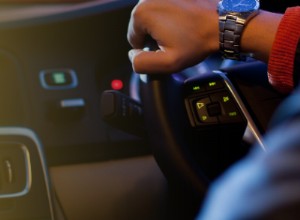Uber vs Ola vs DiDi vs Taxi:Chọn phương án đi xe tốt nhất 
