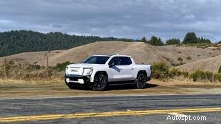 Đánh giá GMC Sierra EV Denali 2025:Sức mạnh, tính linh hoạt và phạm vi 460 dặm 