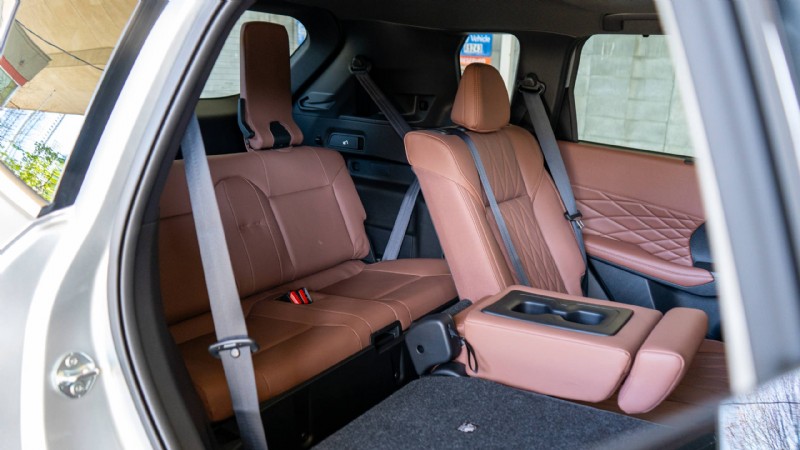 Đánh giá Mitsubishi Outlander 2026:SUV 3 hàng ghế sang trọng, thiết thực dành cho gia đình thành thị 