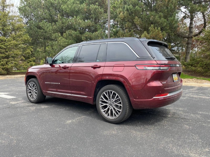 Đánh giá Hội nghị thượng đỉnh Jeep Grand Cherokee 2026:Sức mạnh, Sự thoải mái và Hiệu suất địa hình 