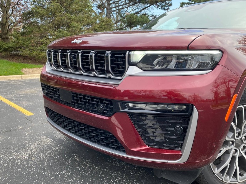 Đánh giá Hội nghị thượng đỉnh Jeep Grand Cherokee 2026:Sức mạnh, Sự thoải mái và Hiệu suất địa hình 
