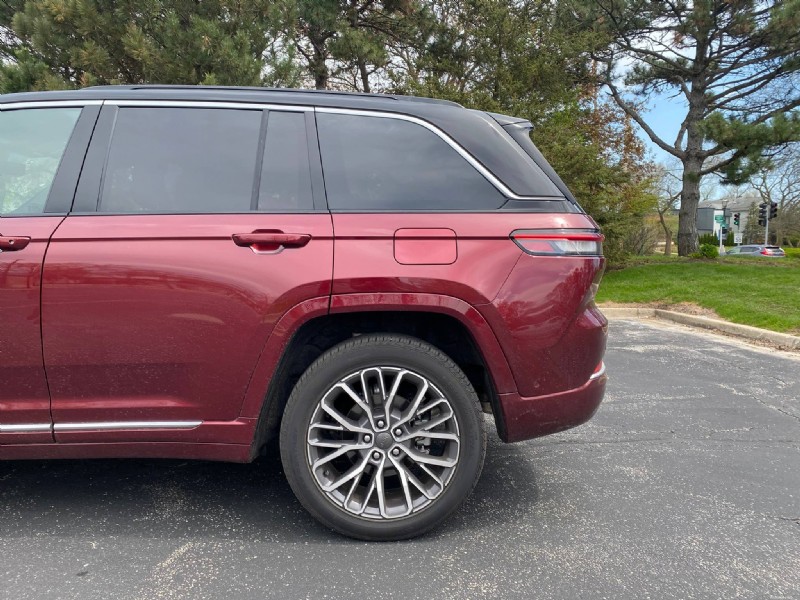 Đánh giá Hội nghị thượng đỉnh Jeep Grand Cherokee 2026:Sức mạnh, Sự thoải mái và Hiệu suất địa hình 