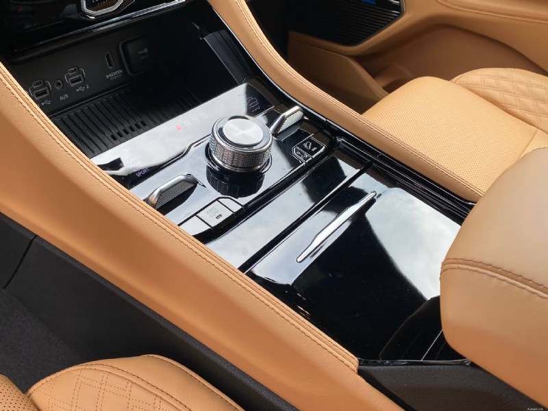 Đánh giá Hội nghị thượng đỉnh Jeep Grand Cherokee 2026:Sức mạnh, Sự thoải mái và Hiệu suất địa hình 