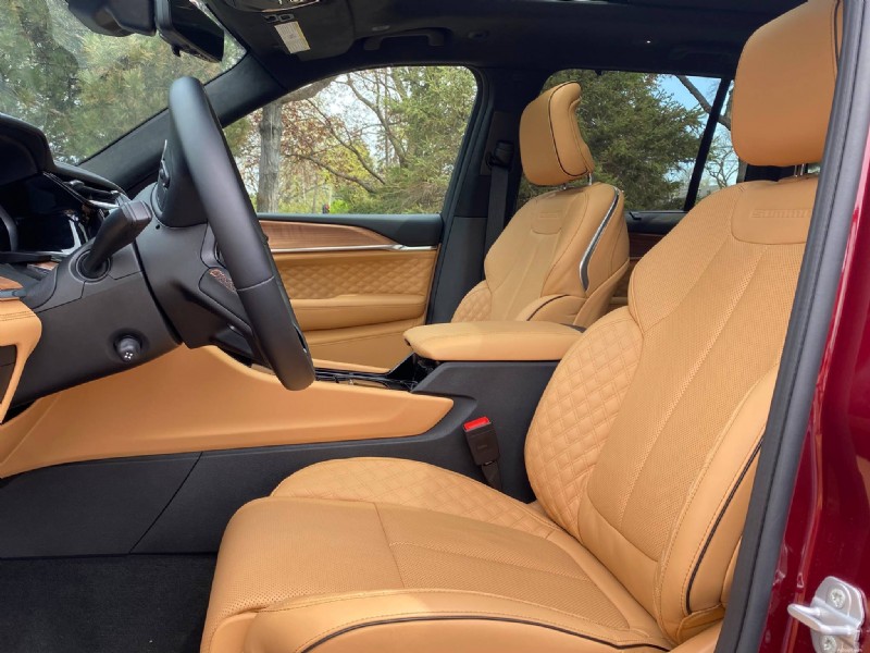 Đánh giá Hội nghị thượng đỉnh Jeep Grand Cherokee 2026:Sức mạnh, Sự thoải mái và Hiệu suất địa hình 