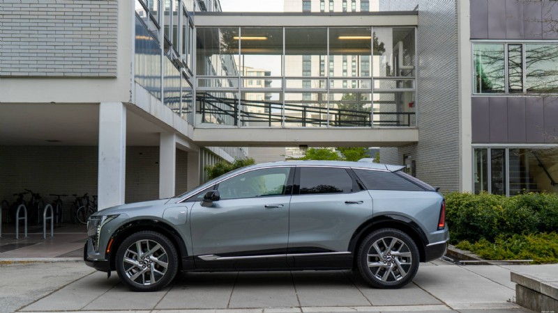 Đánh giá Cadillac Optiq 2026:Một chiếc xe điện nhỏ gọn sang trọng mang đến phong cách, sự thoải mái và công nghệ tiên tiến 