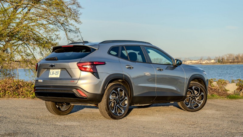 Đánh giá Chevrolet Trax 2026:SUV cỡ nhỏ thông minh, giá cả phải chăng dành cho người lái xe trong đô thị 