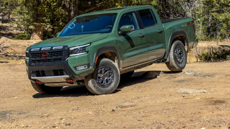 Frontier vs Tacoma:Xe tải địa hình nào thắng? 