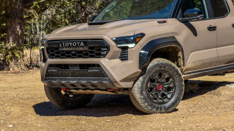Frontier vs Tacoma:Xe tải địa hình nào thắng? 