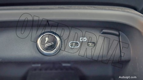Nội thất tiêu chuẩn Volvo XC40 Recharge 2022 – Thiết kế &tính năng cao cấp 