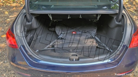 Mercedes-Benz C-Class C200 2022 – Tổng quan về thiết kế ngoại thất 