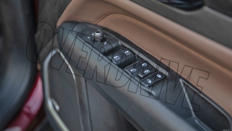 Bên trong Jeep Meridian Limited 2022:Tính năng sang trọng và tiện nghi 