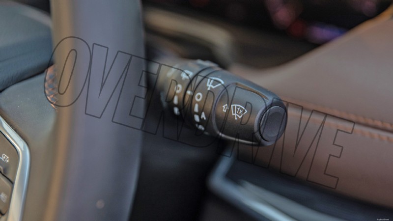 Bên trong Jeep Meridian Limited 2022:Tính năng sang trọng và tiện nghi 