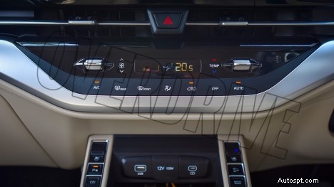 Kia Carens Luxury Plus 2022 – Xe 7 chỗ, động cơ 1.5L, nội thất tự động 6 cấp 