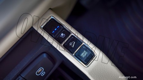 Kia Carens Luxury Plus 2022 – Xe 7 chỗ, động cơ 1.5L, nội thất tự động 6 cấp 