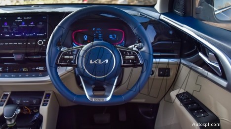 Kia Carens Luxury Plus 2022 – Xe 7 chỗ, động cơ 1.5L, nội thất tự động 6 cấp 