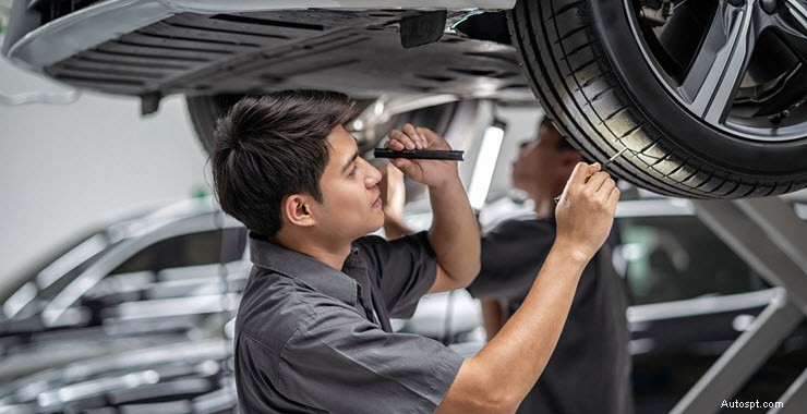 Chăm sóc lốp mini ở Escondido:Lời khuyên của chuyên gia để đảm bảo tuổi thọ và an toàn 