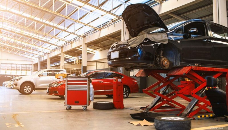 Tìm một cửa hàng sửa chữa ô tô đáng tin cậy ở Houston:Hướng dẫn từng bước của bạn 