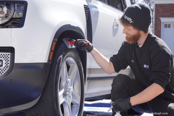 Khám phá sự khác biệt cao cấp:Nước rửa tay chuyên nghiệp cho ô tô của bạn 