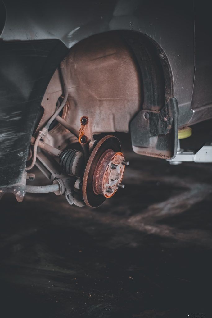 Chăm sóc phanh và rôto hàng đầu:Lời khuyên chuyên nghiệp từ C&S Auto Repair 