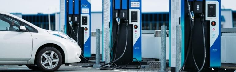 Tính phí đích là gì? Cung cấp năng lượng cho EV của bạn khi bạn khám phá 