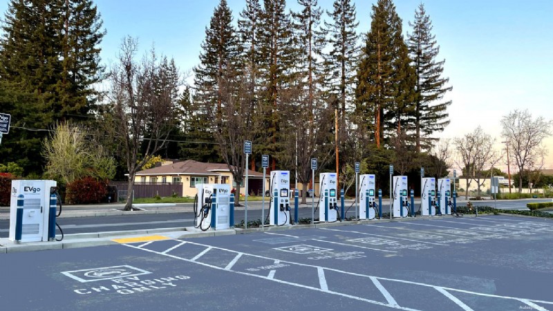 Bộ luật xây dựng California năm 2022 yêu cầu bộ sạc EV cho các dự án phát triển mới 
