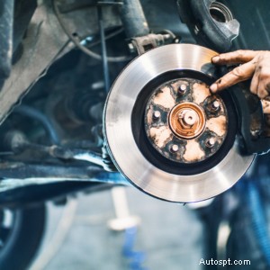 4 nâng cấp hiệu suất hàng đầu cho chiếc xe Đức của bạn – Lời khuyên của chuyên gia từ Avalon Motorsports 