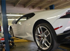 Khám phá European Coach Werks của Otto:Chăm sóc cao cấp cho Rolls‑Royce, Bentley, Lamborghini, v.v. 