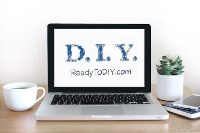 Hướng dẫn từng bước để làm sạch đầu đĩa CD trên ô tô của bạn một cách an toàn 