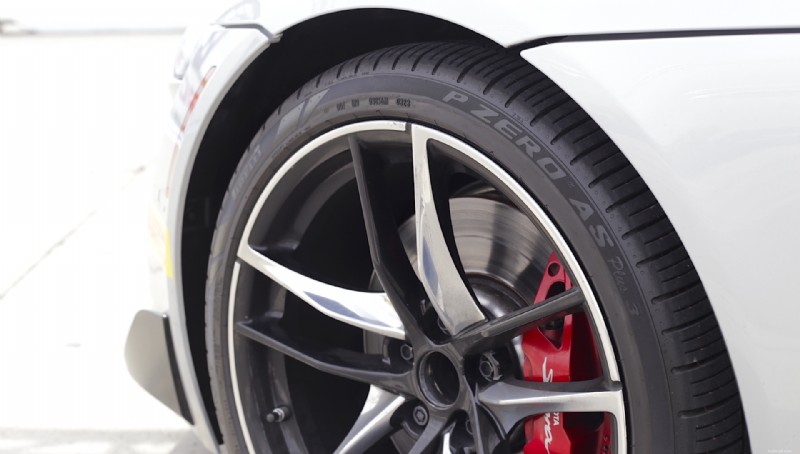 Đánh giá Pirelli P Zero AS Plus 3:Lốp dùng cho mọi mùa mang lại hiệu suất và độ tin cậy 