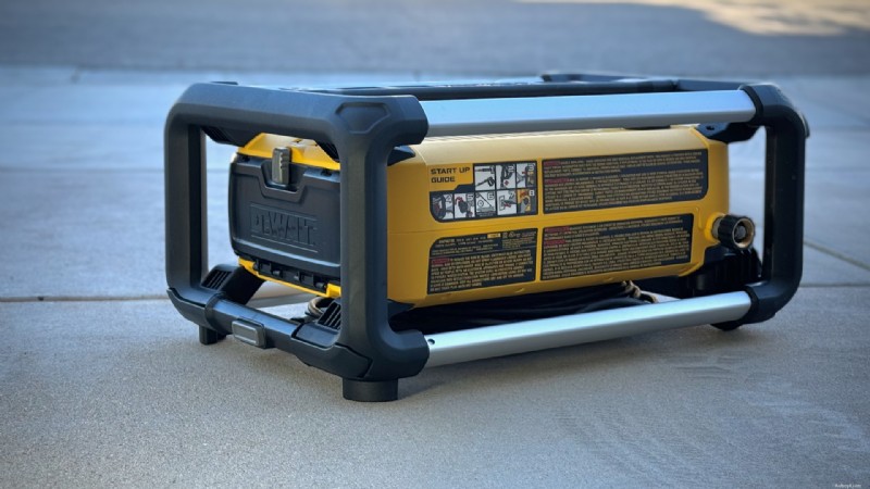 Đánh giá máy rửa áp lực điện DeWalt 2100psi - Hiệu suất, độ tin cậy và giá trị 