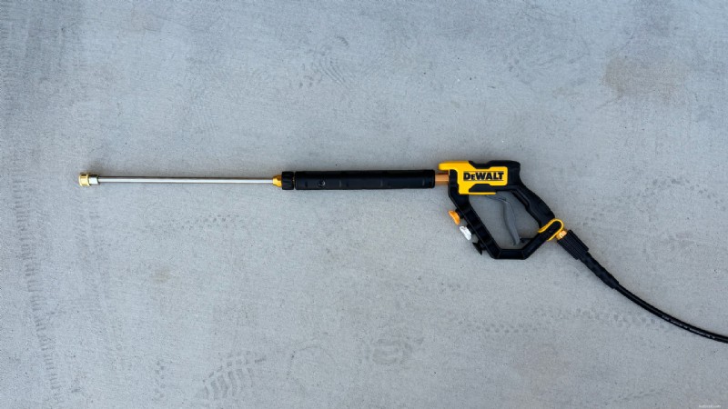Đánh giá máy rửa áp lực điện DeWalt 2100psi - Hiệu suất, độ tin cậy và giá trị 