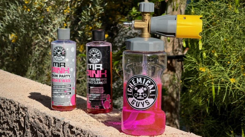 Đánh giá của Chemical Guys Big Mouth Foam Cannon &Mr Pink Foam Party:Trải nghiệm rửa xe cao cấp 