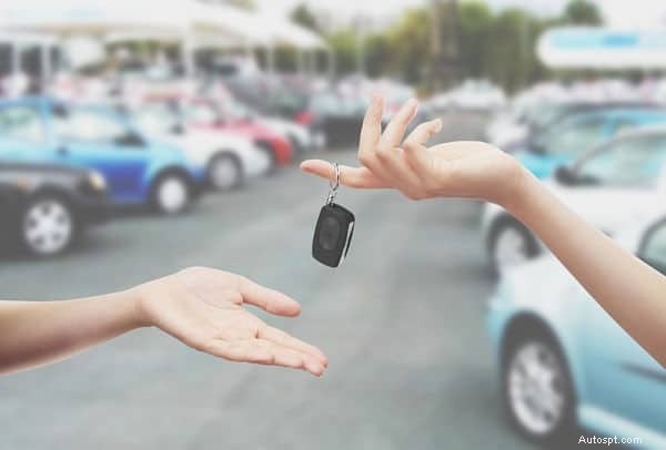 Hướng dẫn cơ bản để mua xe cũ mà không phải trả quá nhiều tiền 