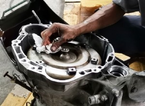 Nhận biết lỗi bộ chuyển đổi mô-men xoắn:Triệu chứng &hành động cần thiết 