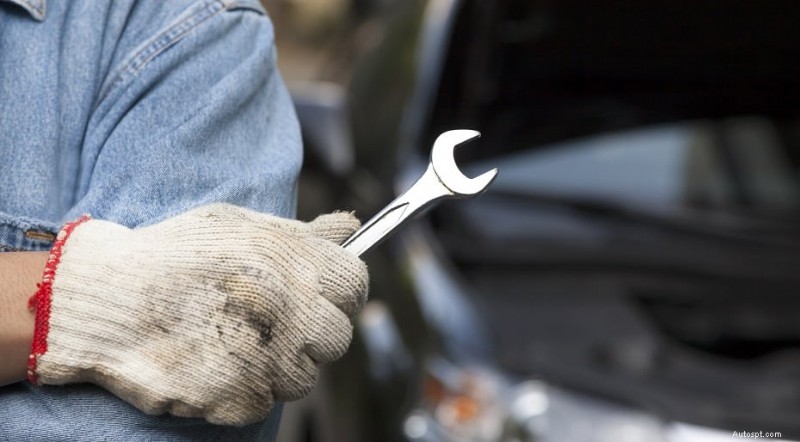 Lái xe với giá đỡ động cơ bị lỗi:Rủi ro và cách khắc phục nhanh 