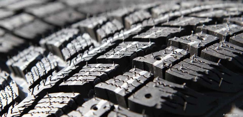 Tại sao xe của bạn rung khi lái xe – Nguyên nhân phổ biến và cách khắc phục 