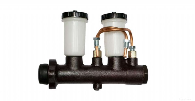 Phát hiện xi lanh chính bị lỗi:Dấu hiệu chính bạn cần thay thế 