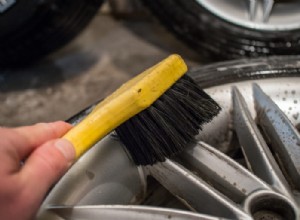 Bảo quản lốp xe mùa hè của bạn một cách an toàn cho mùa đông:Hướng dẫn đầy đủ 
